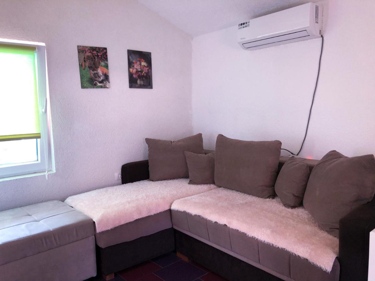 Renata Holiday Apartments Ulcinj Esterno foto