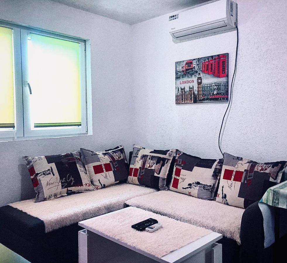 Renata Holiday Apartments Ulcinj Esterno foto